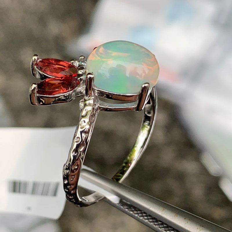 Alma de Llama – Anel de Opala Natural e Granada em Prata 925