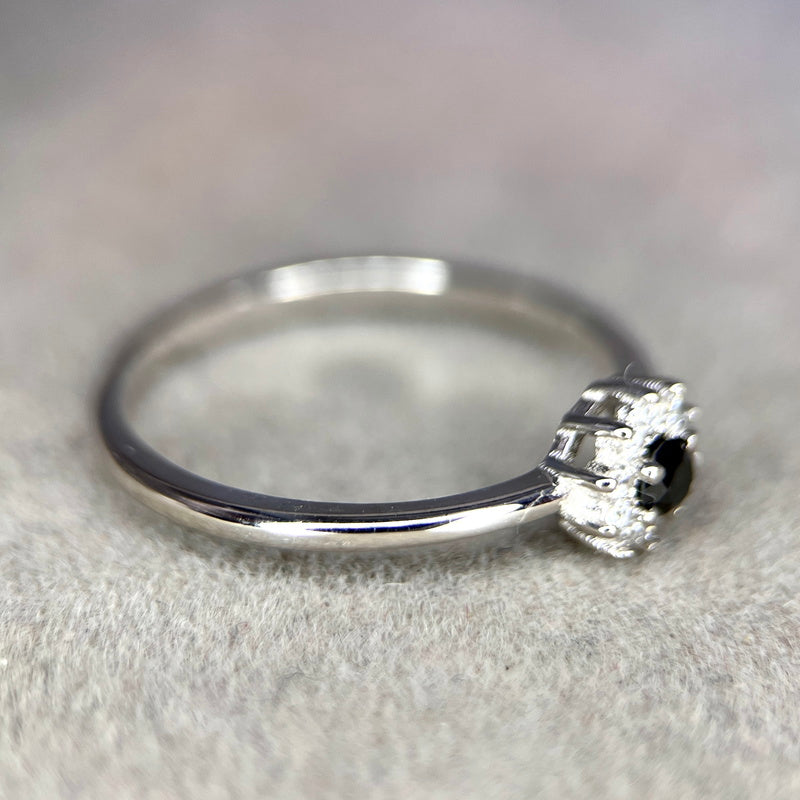 Shadow Flower: Anel de Diamante Negro Natural em Prata de Lei