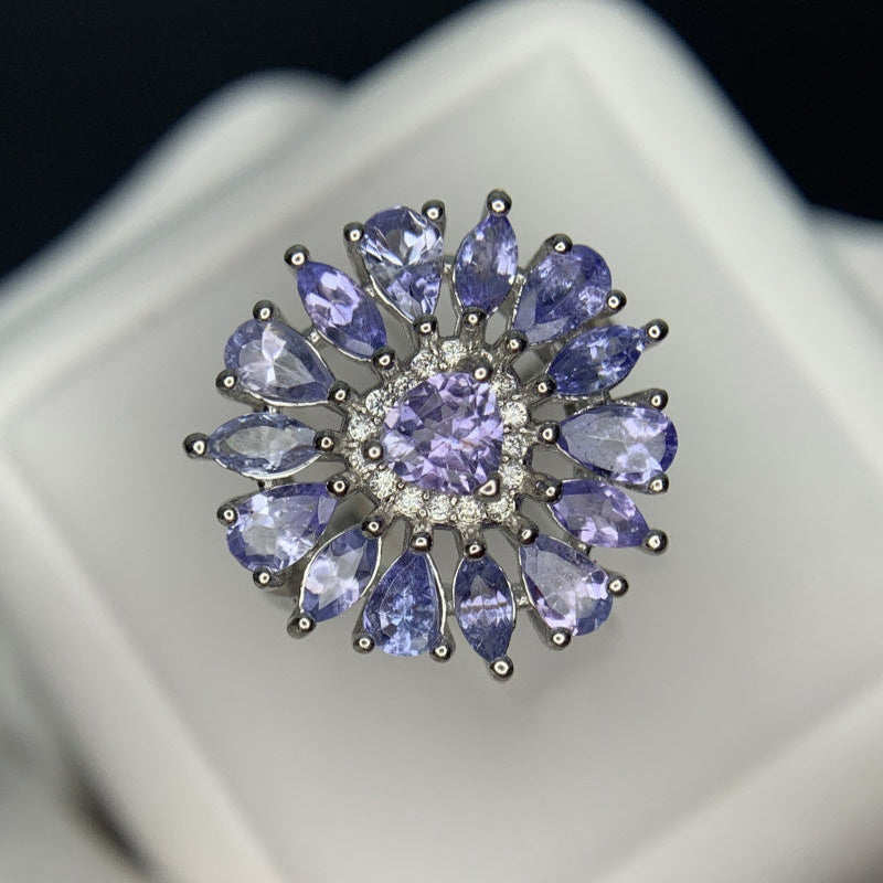 Flor de Neblina – Anillo de Tanzanitas Naturales en Plata 925
