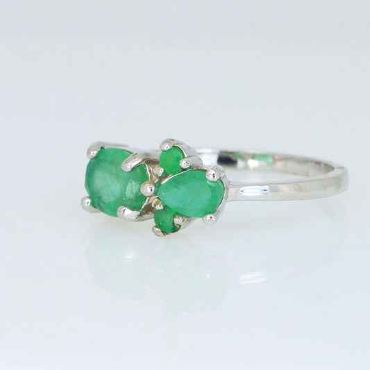 Anillo de Esmeralda Natural Verde Intenso en Plata 925 Certificada
