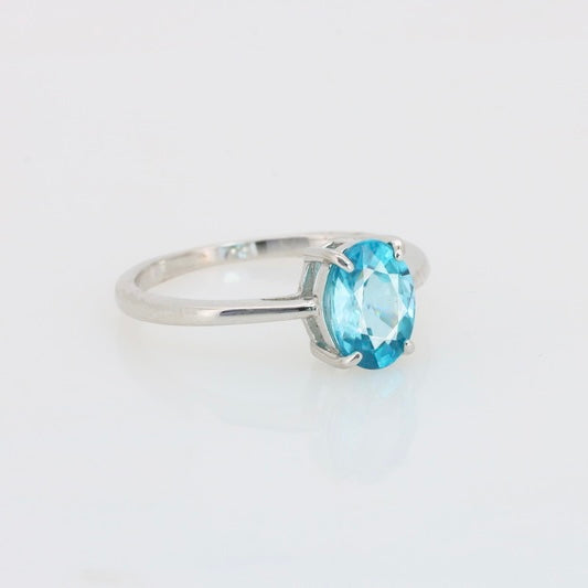 Anillo de Circón Natural Azul en Plata 925 Certificada