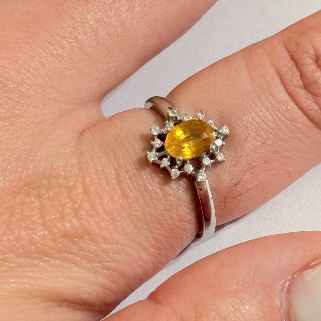 Trono de Luz – Anel de Safira Amarela Natural Tamanho 9
