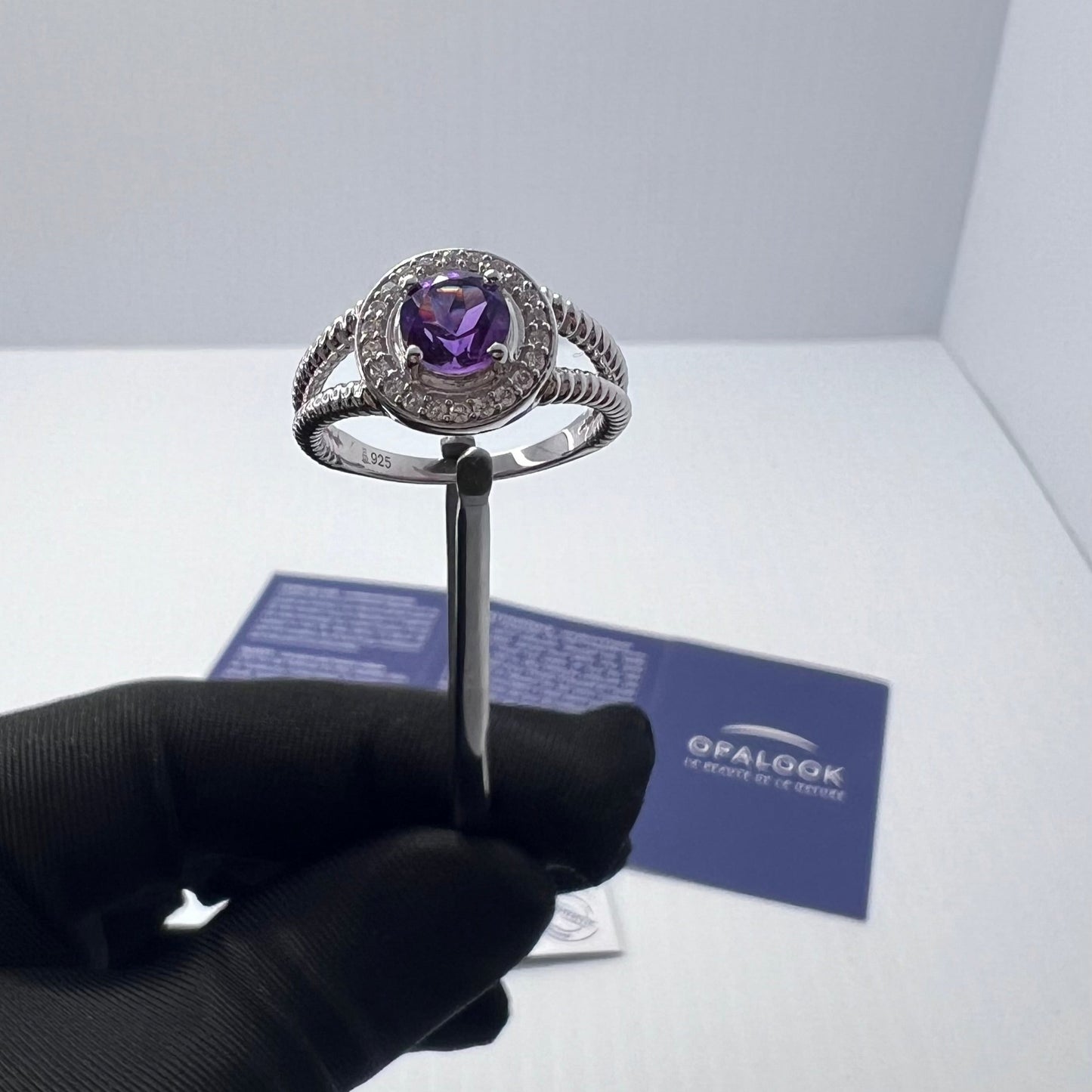 Couronne violette – Bague en argent 925 rhodié avec améthyste naturelle