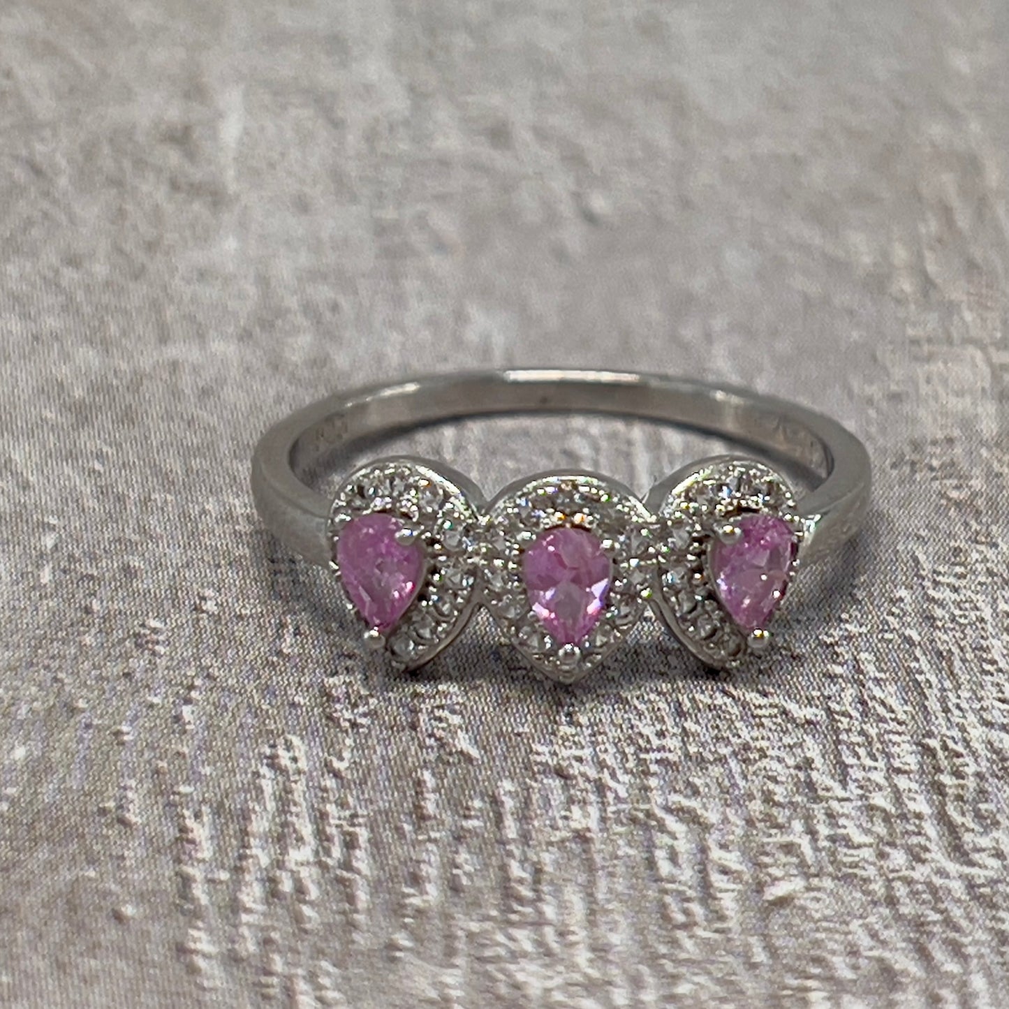 Pinky Dawn – Bague en argent 925 avec saphirs Padparadscha naturels du Sri Lanka