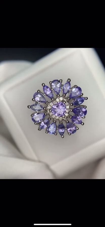 Flor de Neblina – Anillo de Tanzanitas Naturales en Plata 925