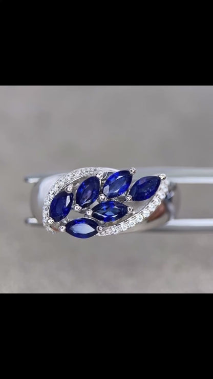 Midnight Gaze – Bague en argent 925 avec saphirs naturels