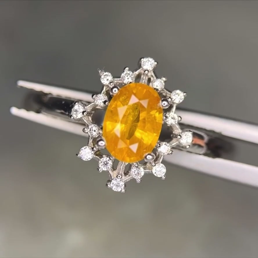 Trono de Luz – Anel de Safira Amarela Natural Tamanho 9