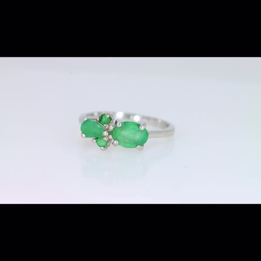 Anillo de Esmeralda Natural Verde Intenso en Plata 925 Certificada